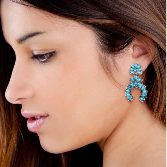 Jessica Simpson Faux Turquoise Stone Cross Necklace and Earrings Set - Picture 5 of 9